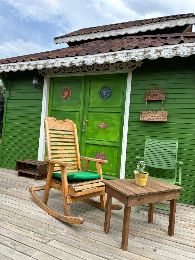 Seyyah Cafe Bungalows Aliaga Exterior photo